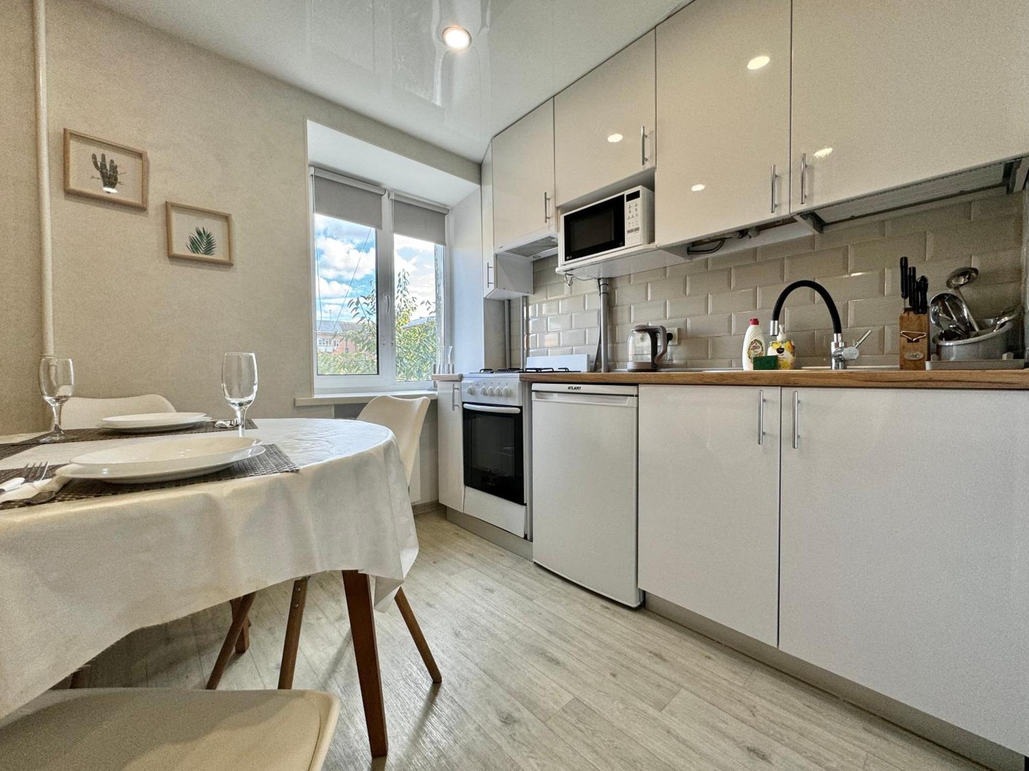 Apartpoltava Світлі Та Затишні Апартаменти В Скандинавському Стилі Центр Банківський Чек ภายนอก รูปภาพ